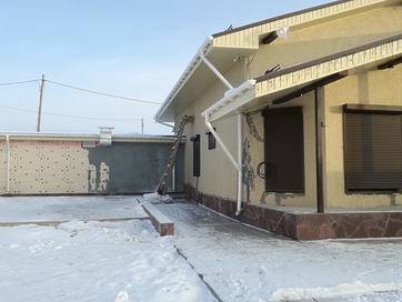 Угол желоба 135˚ LUX, пломбир - 71